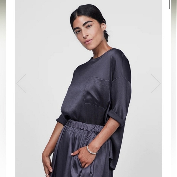 Solika Ava Satin Top - Picture 1 of 7